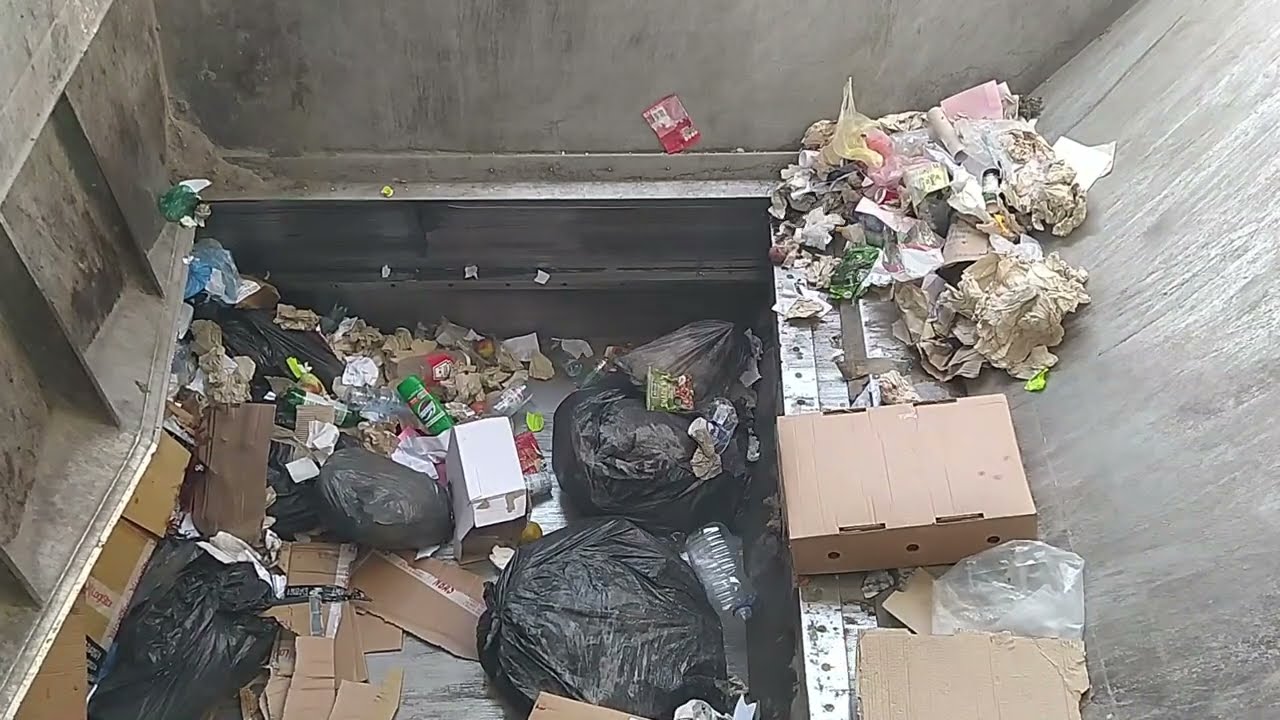 Compaction of mixed waste  Original sound  Transfer station  #transfer
