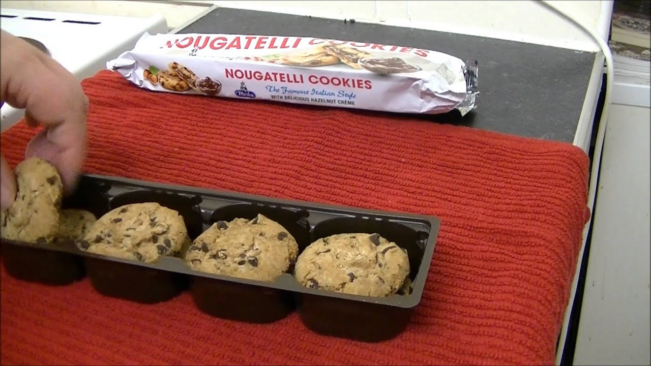 Cheap Munch: Nougatelli Cookies - YouTube