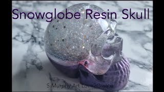 Resin Skull  Snowglobe effect using glycerine water, Micapowder.  #resin #resincrafts #snowglobes
