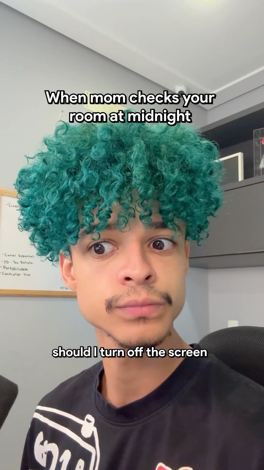 WHEN YOUR MOM CHECKS YOUR ROOM