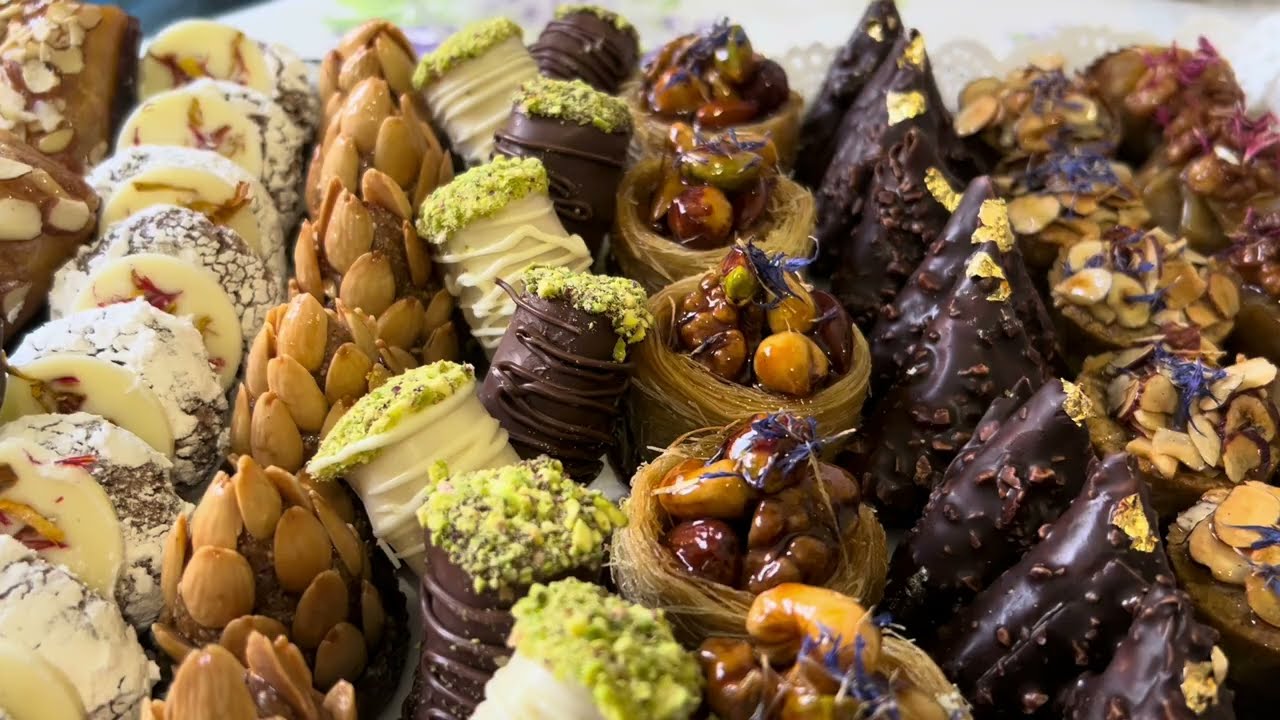 محينشات باللوز والشكلاط وصفات راقية ولذيذة