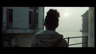 Old film look test lut grain vlog to 35mm 16mm flicker splotches gh5 Varanasi India Sigma 18 35 Art screenshot 5