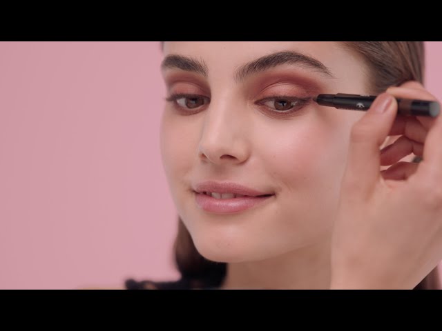 Savoir-faire of the Spring-Summer 2019 Haute Couture Collection – CHANEL  Haute Couture 