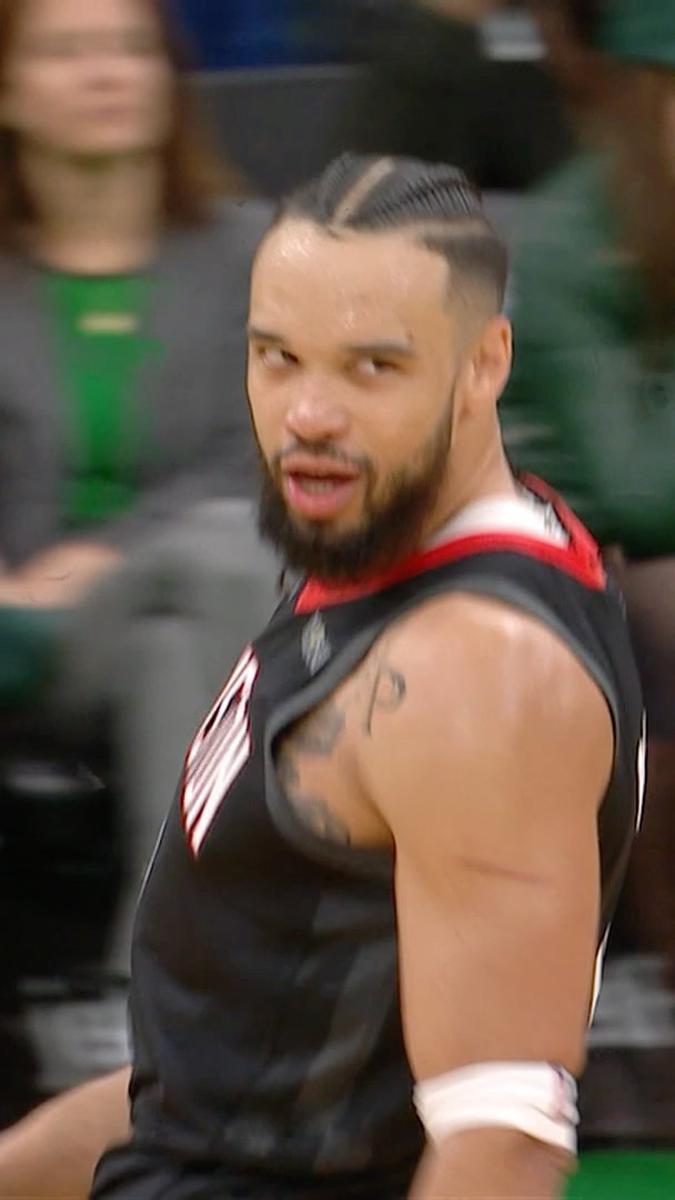 Brooks nails his 10th triple, a CAREER-BEST!