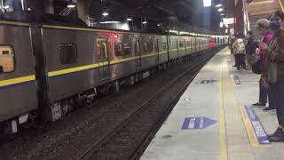 2253次小小兵和4046次500型區間快車桃園進站