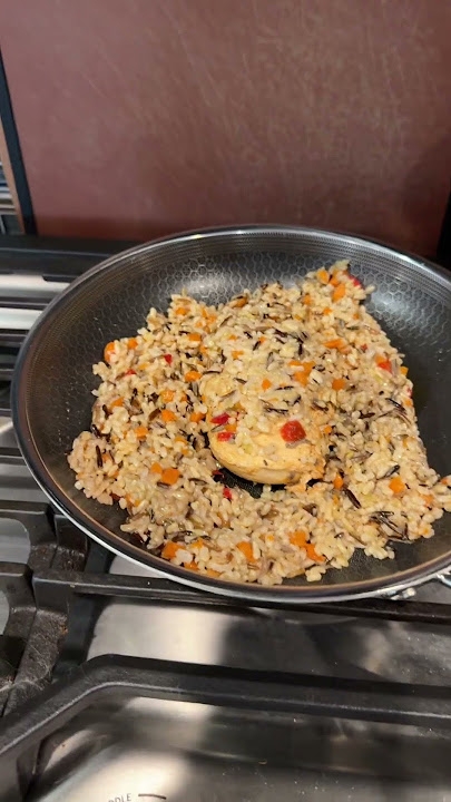 This hex clad fry pan is dishwasher, safe, no nonstick, and can go in the oven