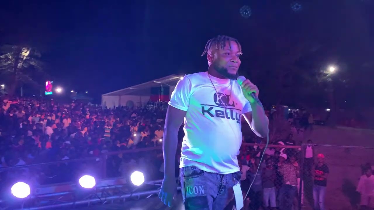 Kelly Canta Fatimita e o público pede a versão antiga no festival de Zalala 😱👉 veja