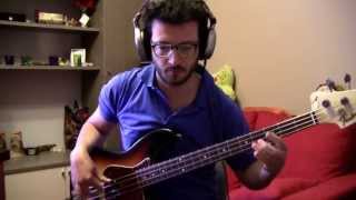 Video thumbnail of "Queen -  Don't Stop Me Now (Bass Cover)"