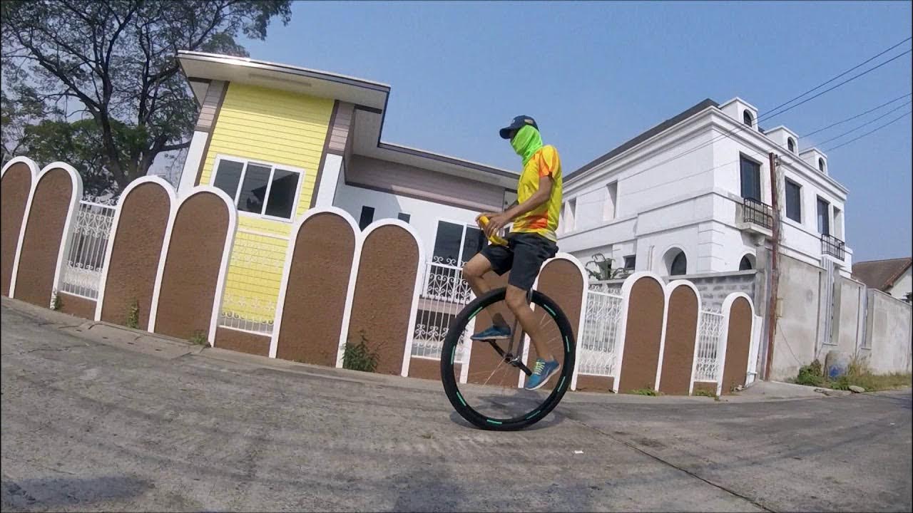 My daily 36 unicycle exercise... YouTube