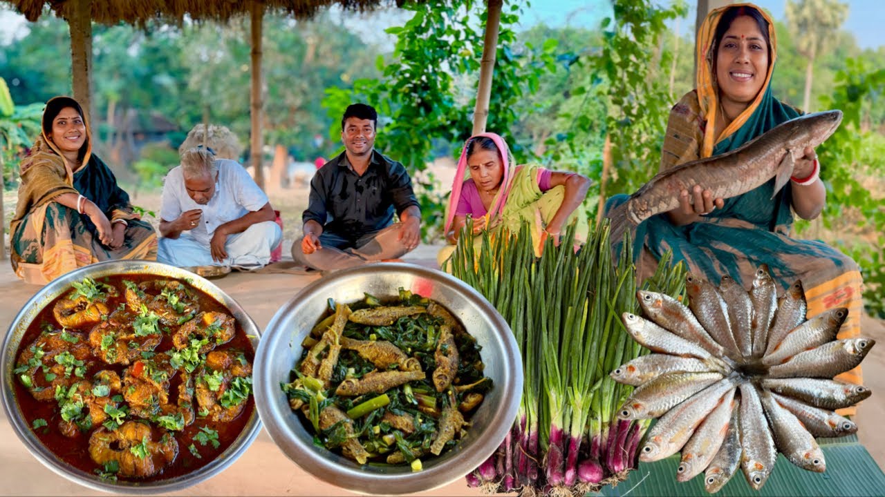 মায়ের হাতে শোল মাছের রসা ও পিয়াজপাতা দিয়ে পুটি মাছের চর্চরি॥ Village life Vlog