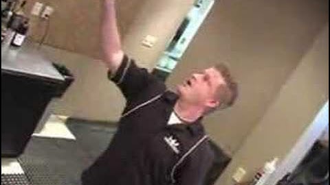 Red Bull Pour & 3 Bottle Toss & Hand Stall - 17 & 18 of 120 Flair Moves