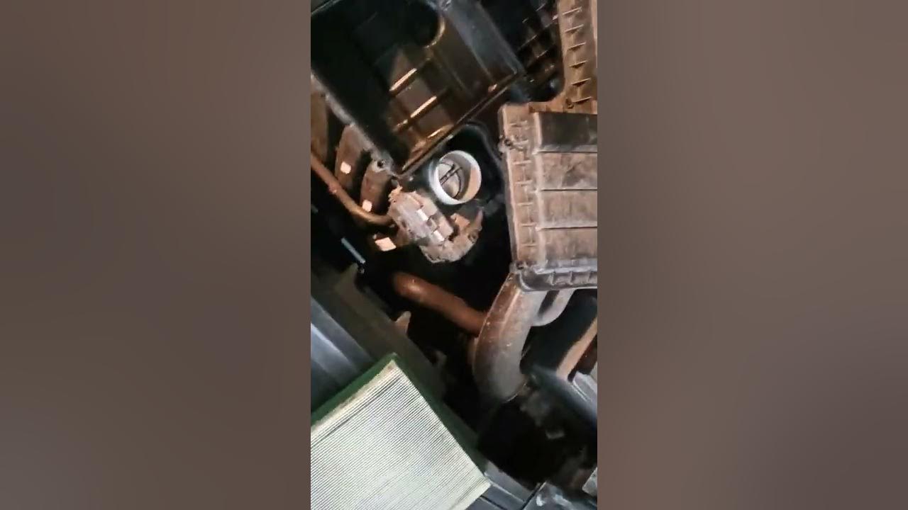 замена салонного фильтра поло лифтбек