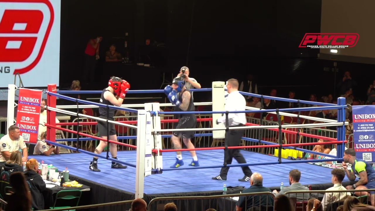 Jamie Casson v Mark Forth