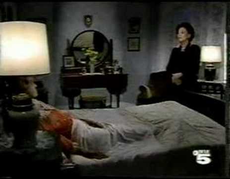 Manuela- Fernando le hace una visita a Isabel