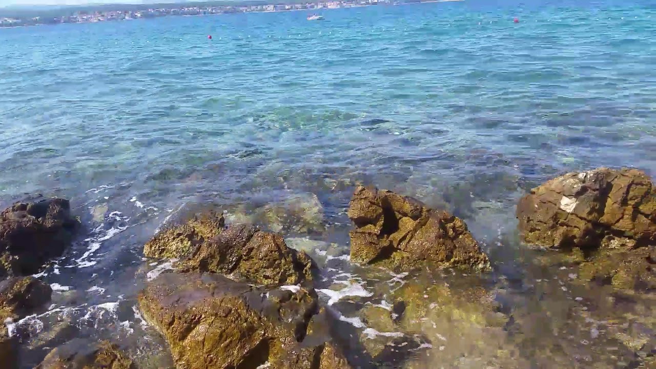 Piccola Veduta Di Mare A Malinska Krk Veglia Croazia