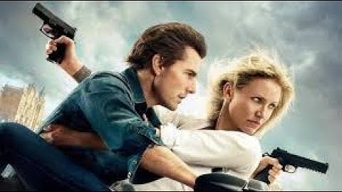 Knight and Day !!! opening scene  Tom Cruise