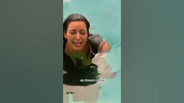 Kim Kardashian loses diamond earring