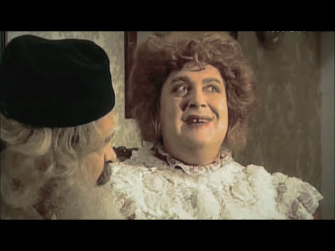 Городок — Великий русский писатель