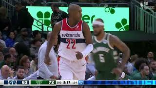 Khris Middleton Didn t Need More Than 2 Dribbles 2025 26 Season