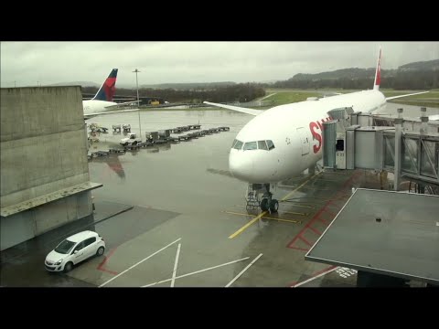 SWISS Boeing 777-300ER HB-JNI LX 40 Zurich-Los Angeles Economy Class Trip Report