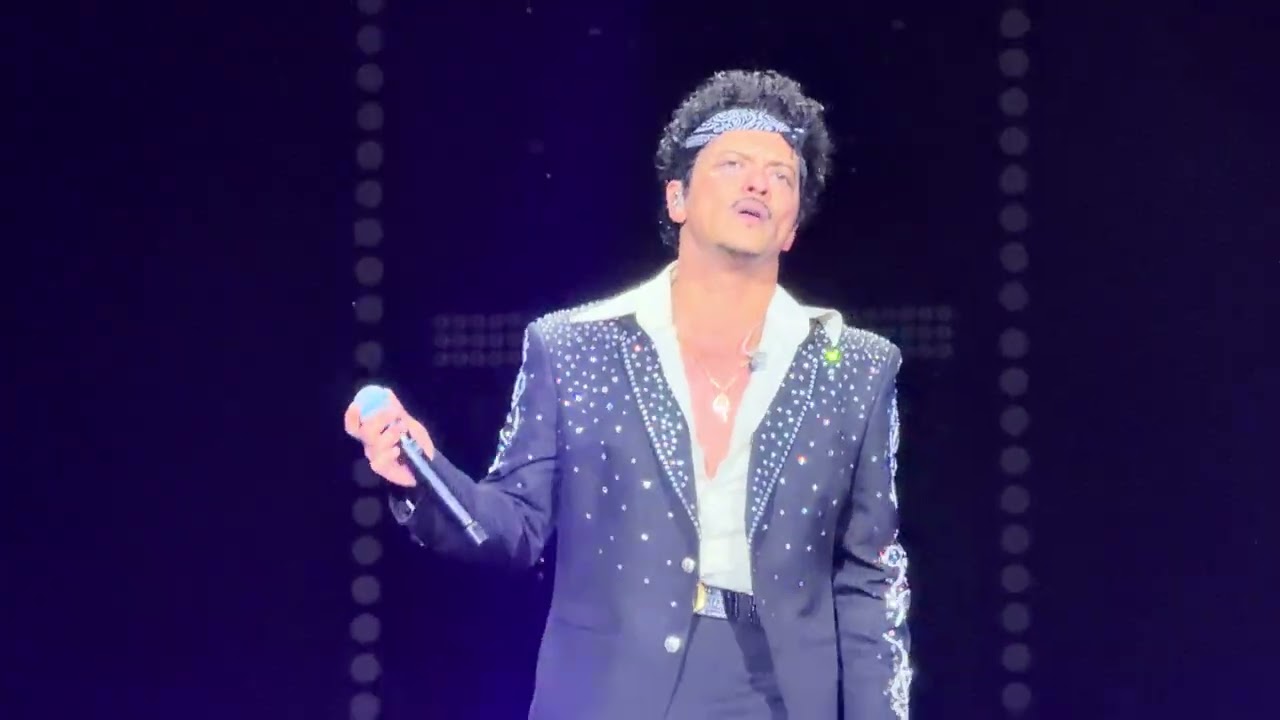 Bruno Mars — Leave The Door Open Live 2026 — The Romantic Tour