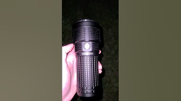 convoy 3x21a SFT40 5400lm high power thrower quick test #shorts #flashlight