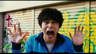 東出昌大、コメディ初挑戦！／映画『ヒーローマニア-生活-』特別映像“中津編”