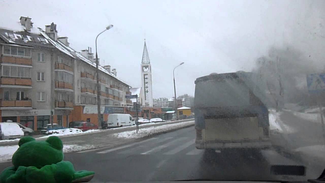 Dojazd karetką do wypadku na Kobierzyńskiej - alarmowo Kraków