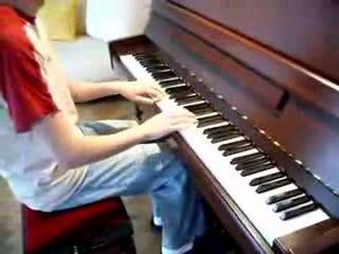 Sonatina in G major Beethoven on piano by Daniel Becker