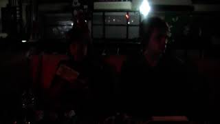 MOV054