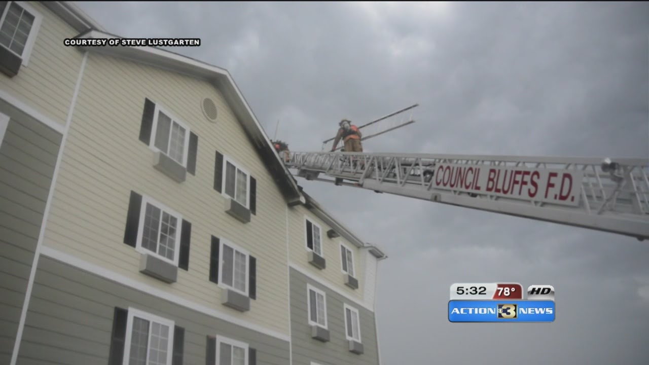 Fire at hotel, but guests claim fire alarm didn't go off