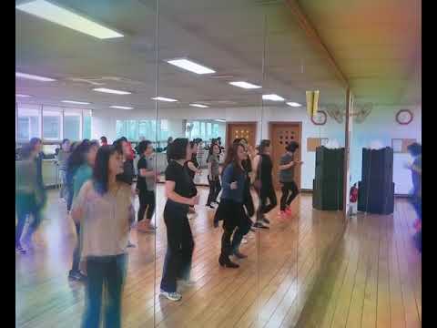 Before sadness comes line dance