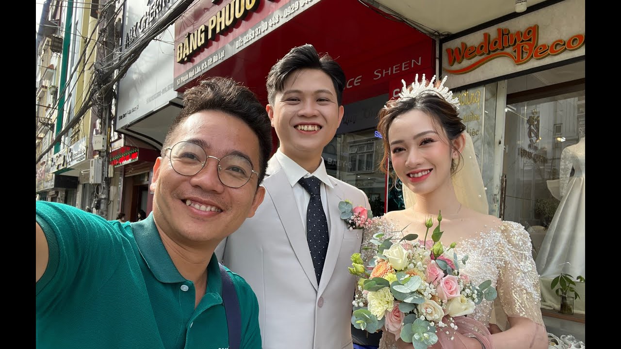 Cô dâu trang điểm bằng chân ở Đà Lạt cưới chú rể rất đẹp trai - ĐỘC LẠ BÌNH DƯƠNG