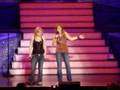 Reba & Kelly "I'm A Survivor" w/ Barbra Jean