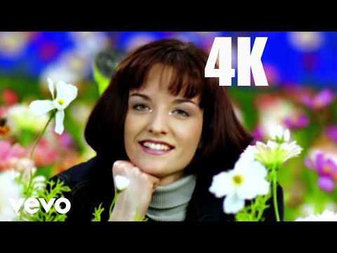 B*Witched - C&#039;est la vie (Official Video)