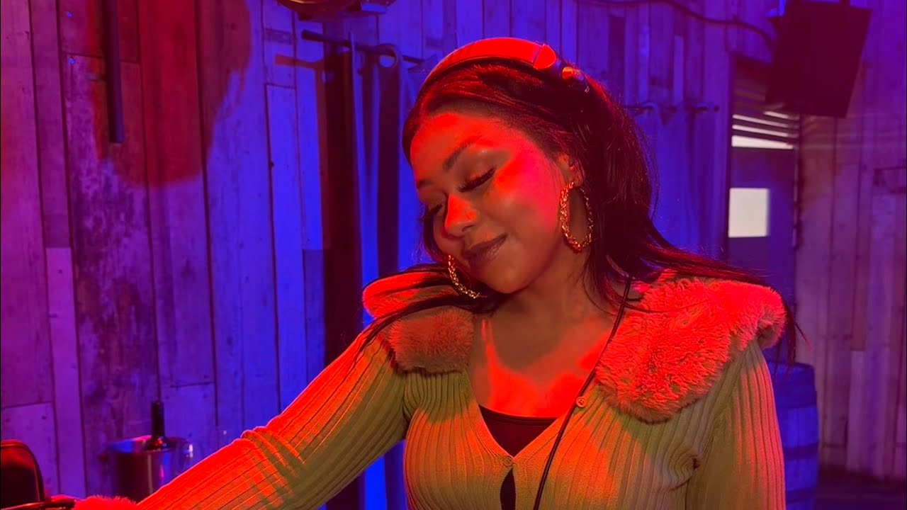 chill rnb / hiphop/ soulful mix - the brownsugar breakfast show 24-11