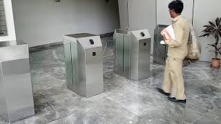 Flap barrier by robstur automation