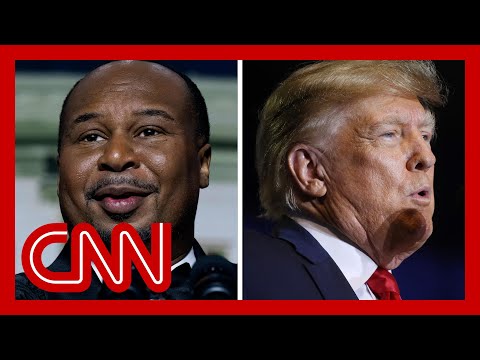 Roy Wood Jr. calls Trump the 'king of scandals' in speech