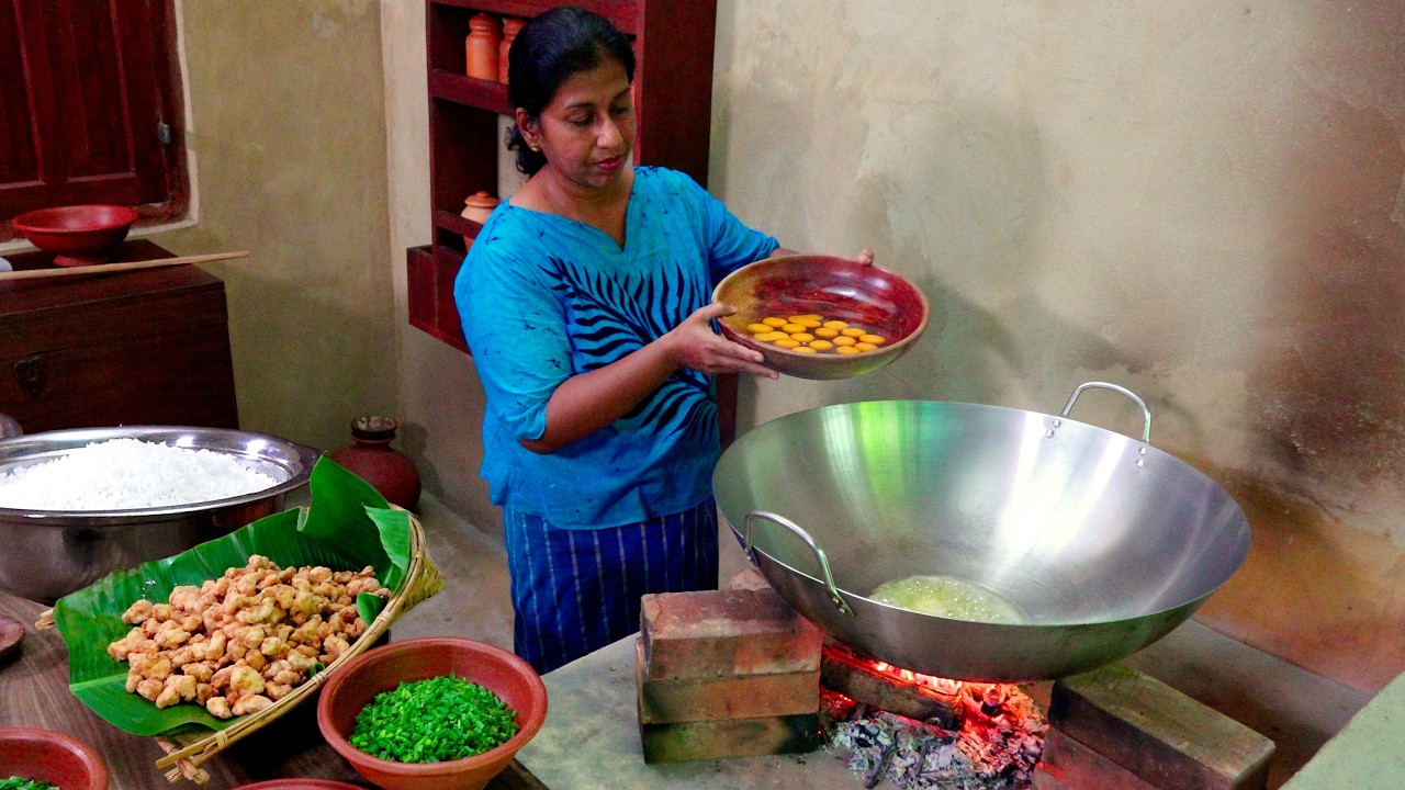 Village Lunch Recipe | I cooked Egg and Chicken Fried Rice in Village Style on a Rainy Day