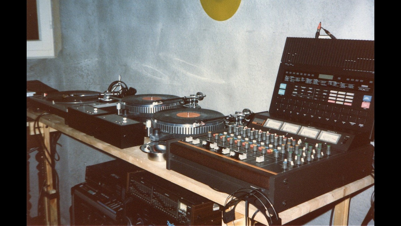 🎧 … Quando si proponevano brani “StRaNi” … gli anni ‘80 AfRo ❤️