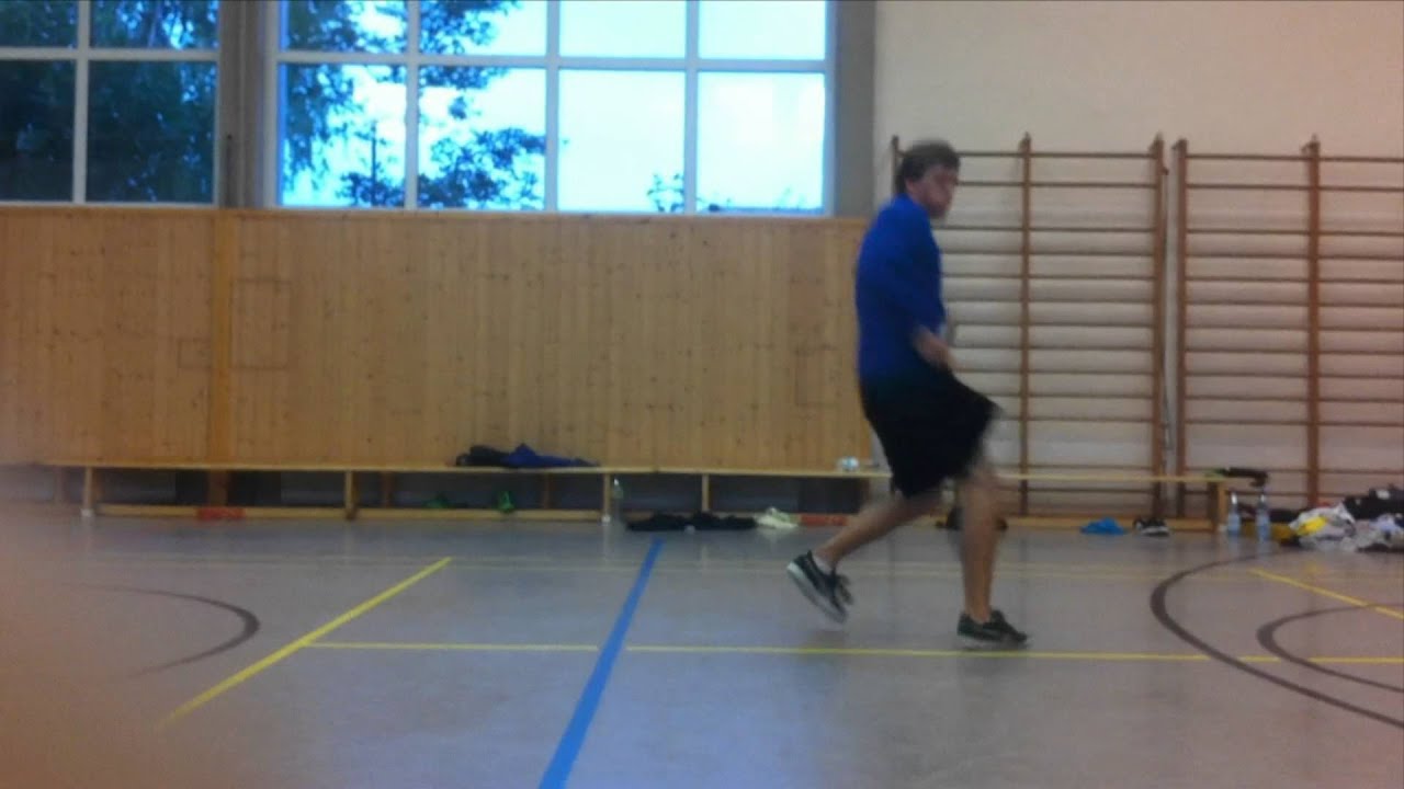 BBoy Freshmas training Headmills