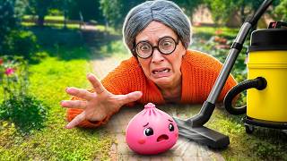 Super Granny & Dumpling Squishy VS Vacuum Cleaner  in real life