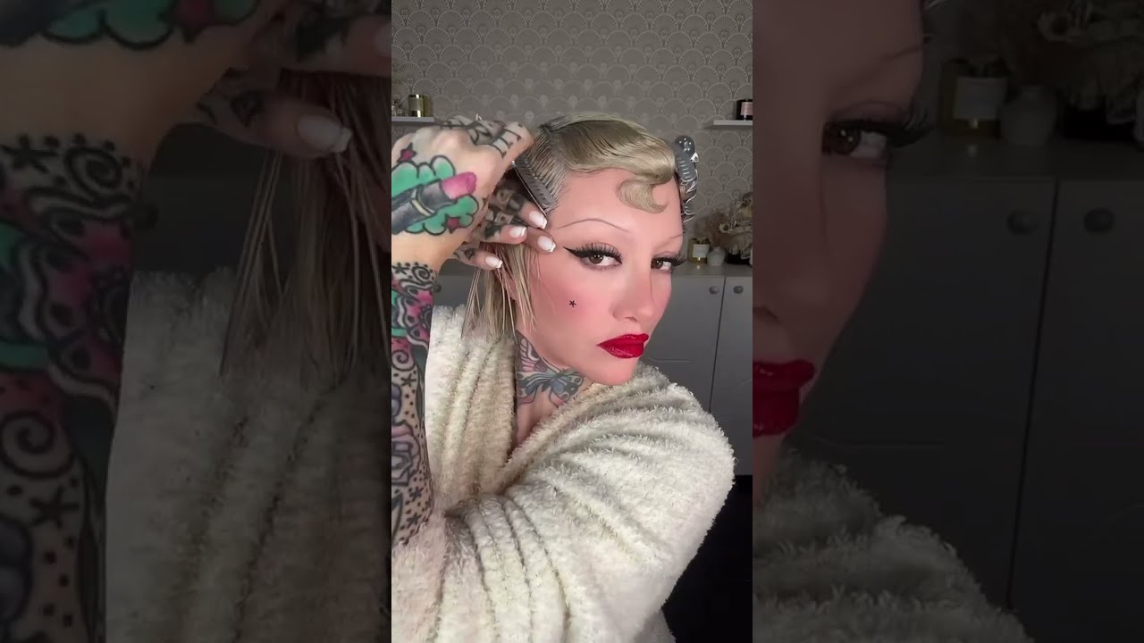 Just A Little Gel And Some Aluminum Wave Clips Hairtutorial