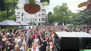 Dj-Cubixx dropping Altered State "ADHD" in Karneval der Kulturen - Berlin 🐝🎶