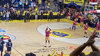 Efsanemiz Jan Vesely’ye Barcelona formasıyla Ülker Arena’da duygusal karşılama 🥹 Resimi