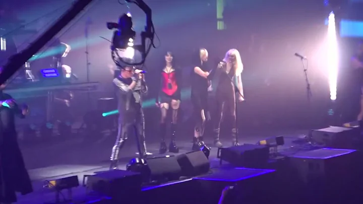Gary Numan (Tubeway Army) Are 'Friends' Electric w...