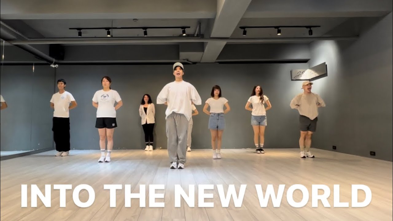 Girls' Generation 소녀시대 '다시 만난 세계 (Into The New World)' Dance Challenge ...