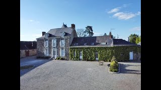 Manor house in 34 acres overlooking the river