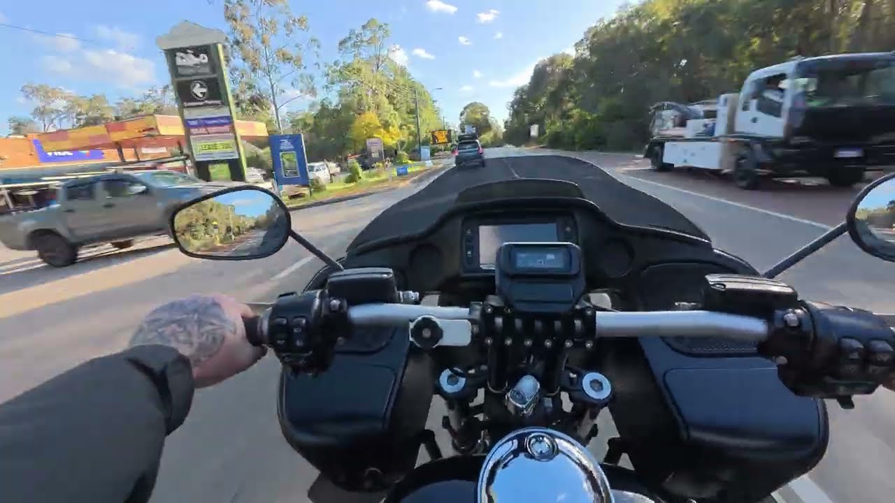 Blast Through The Hills (ASMR) Harley Davidson