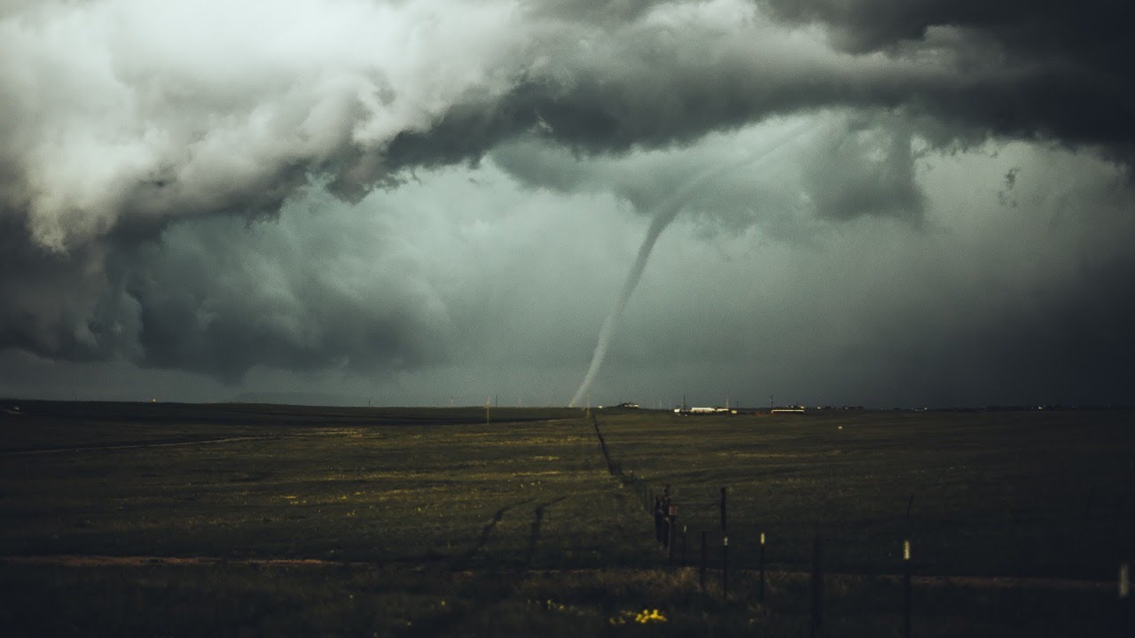 LIVE SEVERE WEATHER COVERAGE: Tornadoes, Massive Hail and Damaging ...